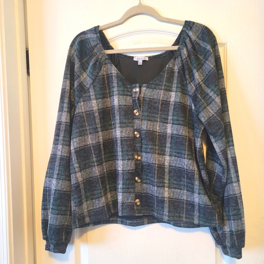 NWOT White Birch Navy & Green Plaid Button up Top sz L